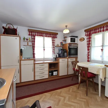 Bamberg Near Lift & Slope Chalet *